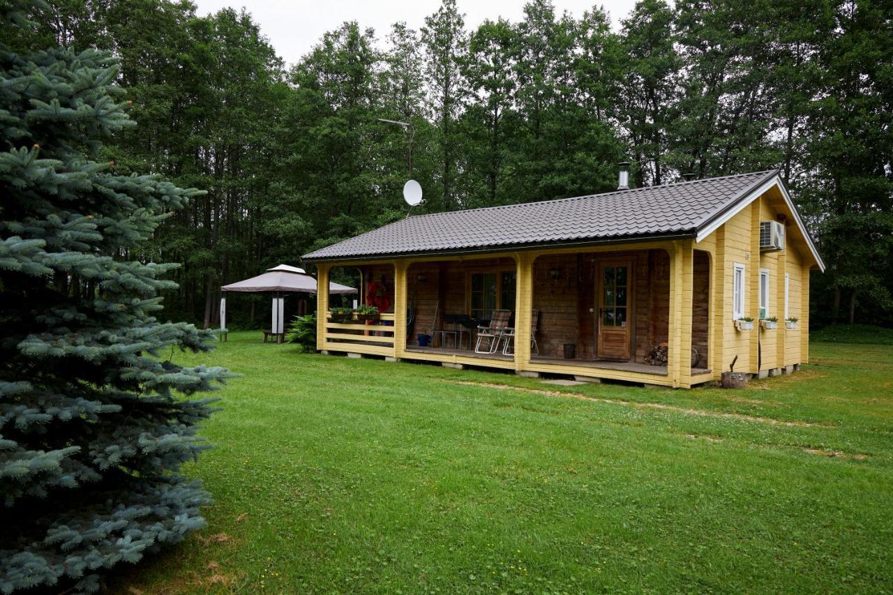 Ezerzemes Nirza Exterior foto